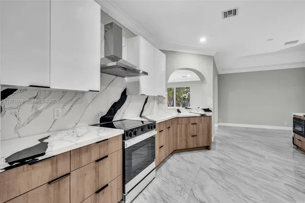 $1,840,000 | 12555 Southwest 34th Place, Davie, FL 33330