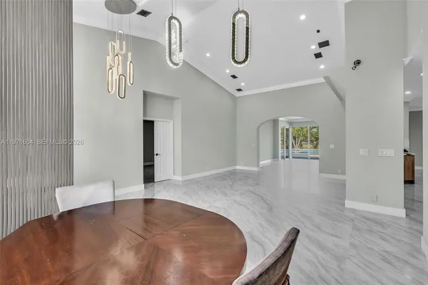 $1,840,000 | 12555 Southwest 34th Place, Davie, FL 33330