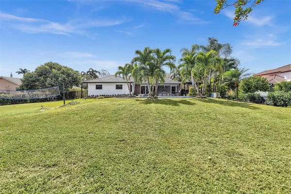 $1,840,000 | 12555 Southwest 34th Place, Davie, FL 33330