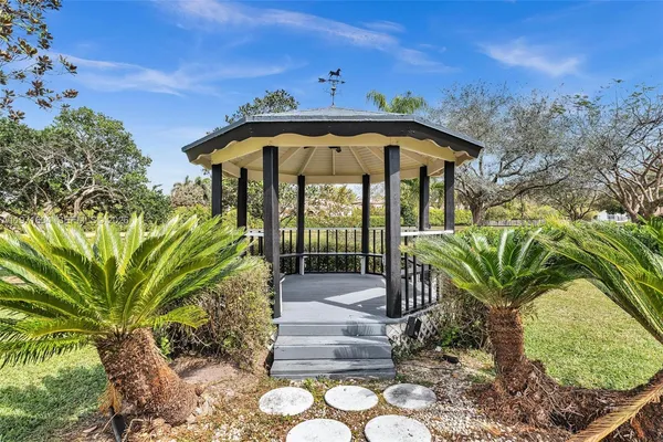 $1,840,000 | 12555 Southwest 34th Place, Davie, FL 33330