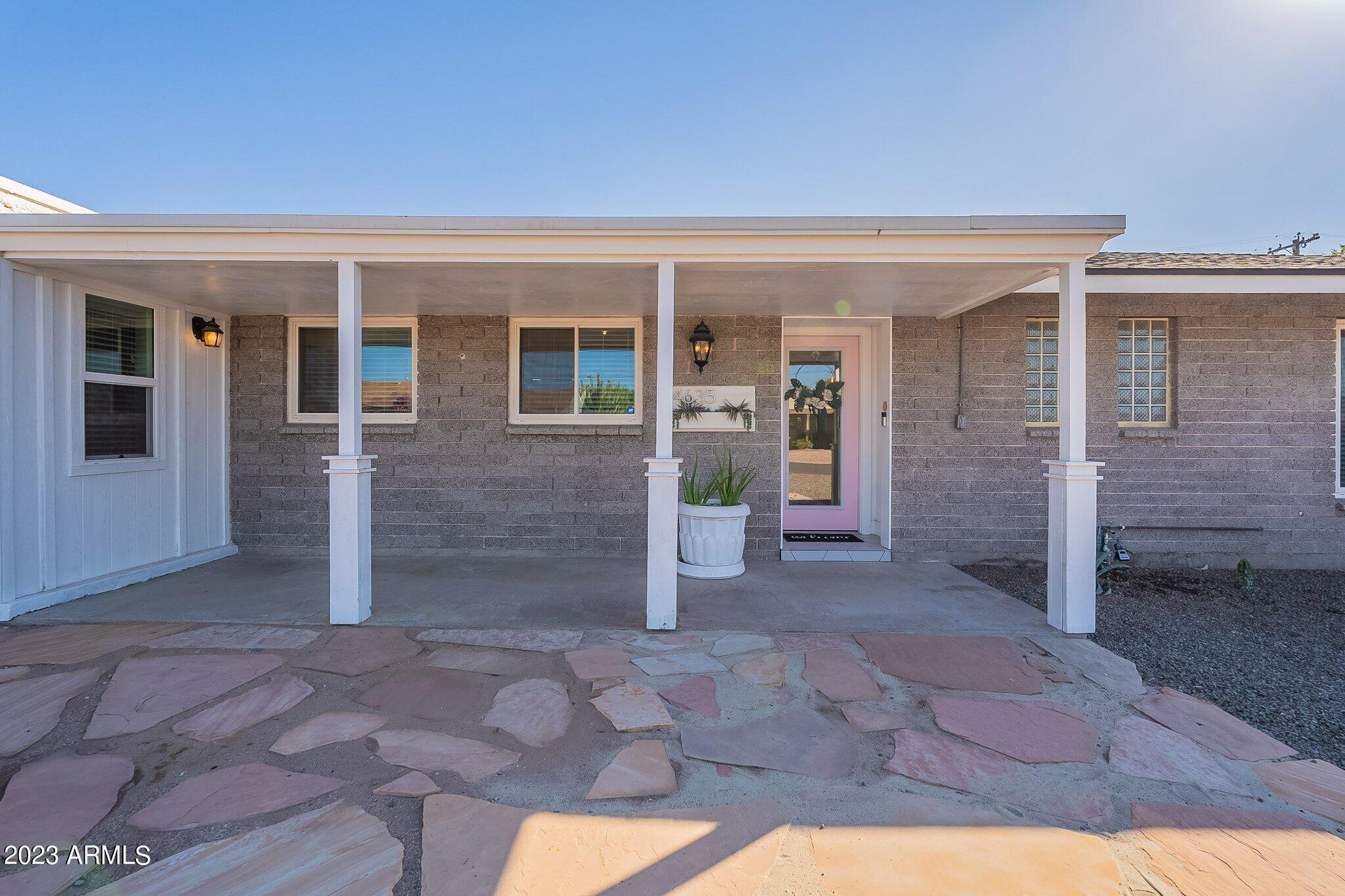 4635 East Almeria Road Phoenix, AZ 85008 - Photo 4 of 25 4635 E Almeria Rd