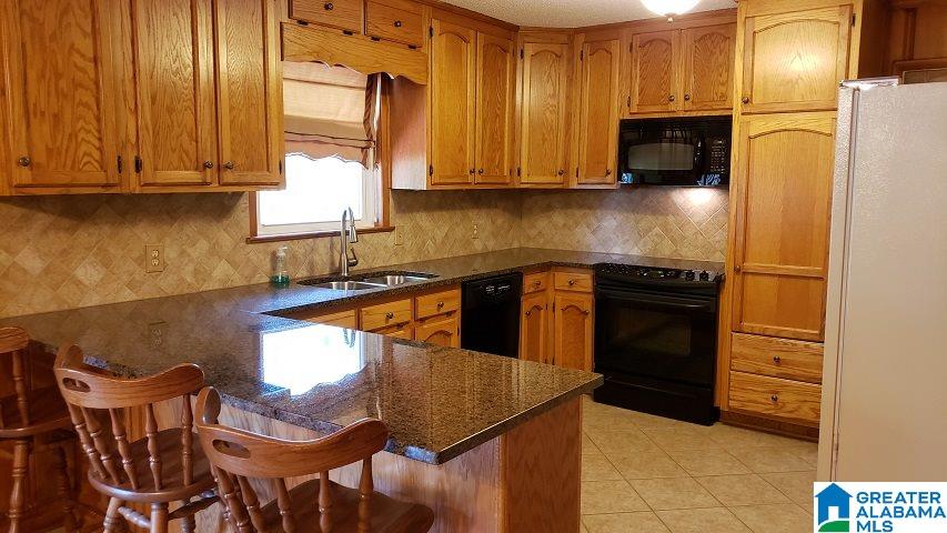 2581 N Road Gardendale, AL 35071 - Photo 11 of 31