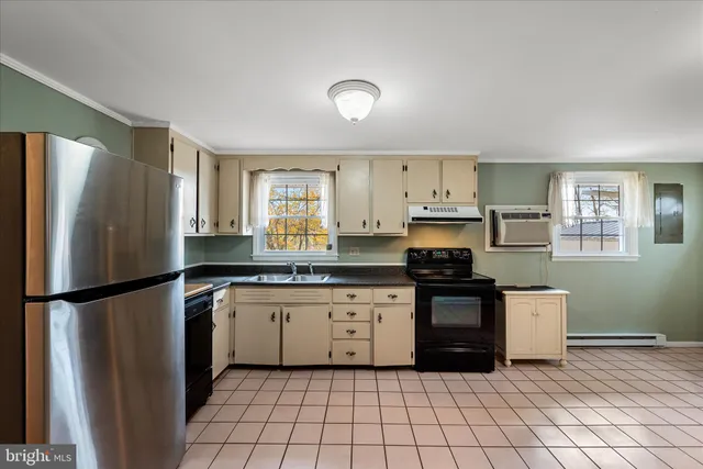 $285,000 | 1116 Opequon Avenue, Winchester, VA 22601