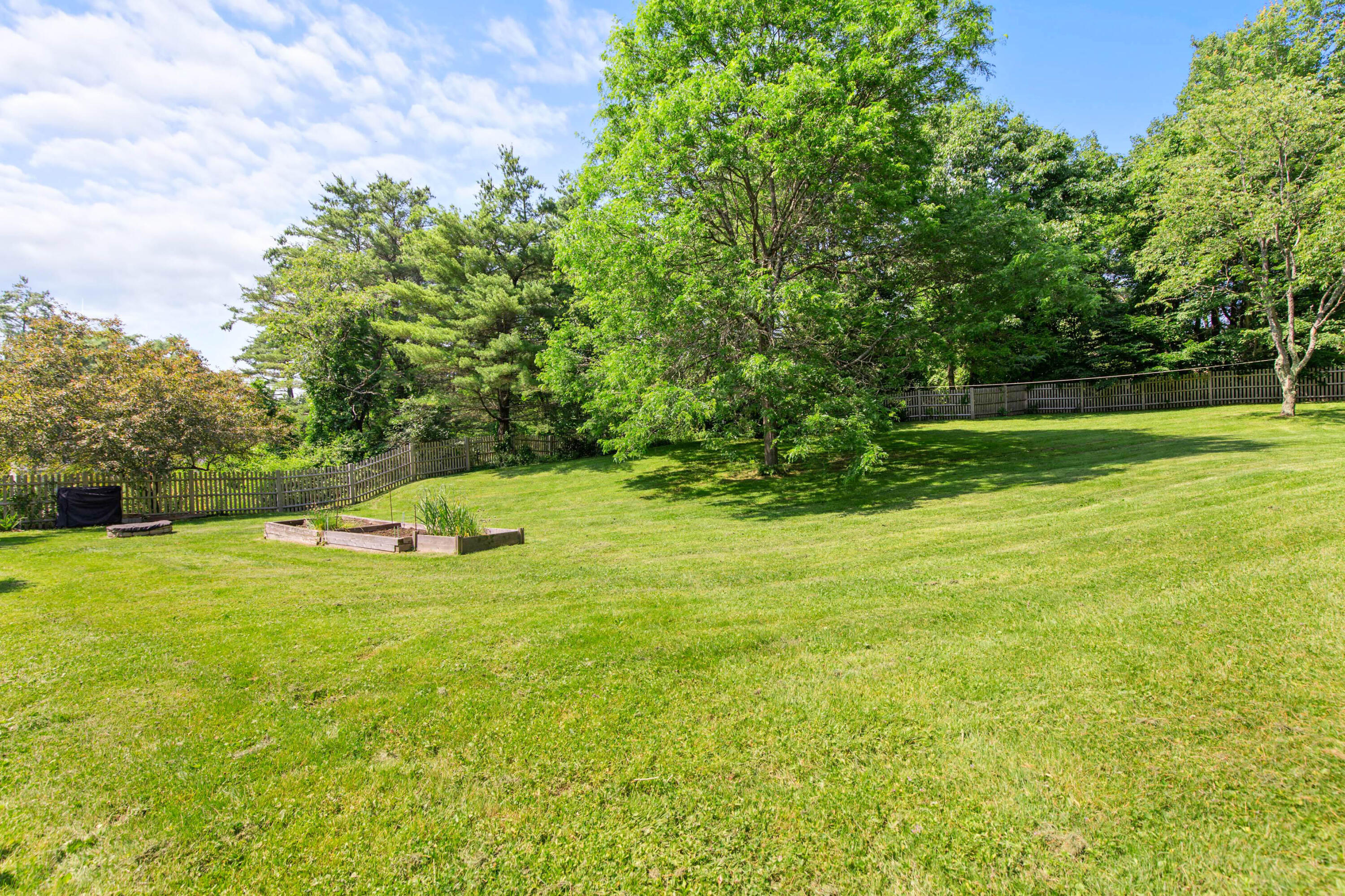 9 Hallmark Road Cumberland Foreside, ME 04110 - Photo 48 of 64 9HallmarkRoadCumberland_054
