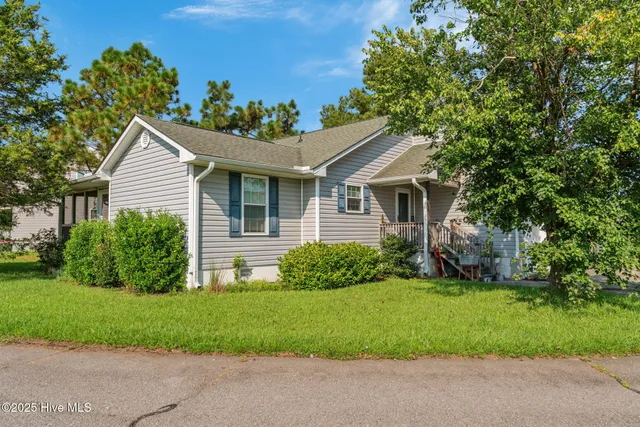 $2,100 | 769 Dayflower Court, Vass, NC 28394