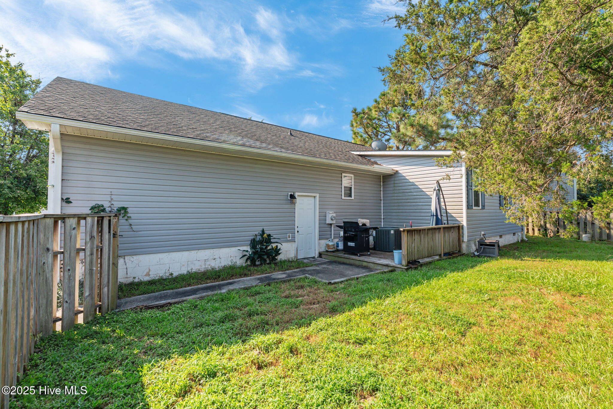 769 Dayflower Court Vass, NC 28394 - Photo 29 of 41 29-web-or-mls-DSC06397 - Copy