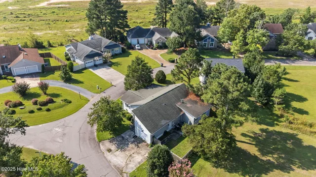 $2,100 | 769 Dayflower Court, Vass, NC 28394