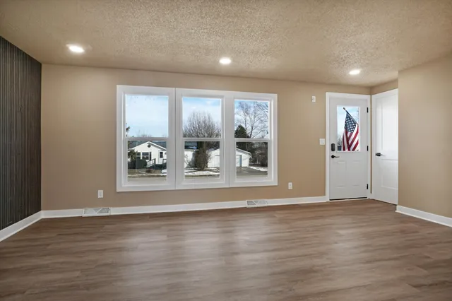 $344,900 | 1143 3rd Street, Lomira, WI 53048