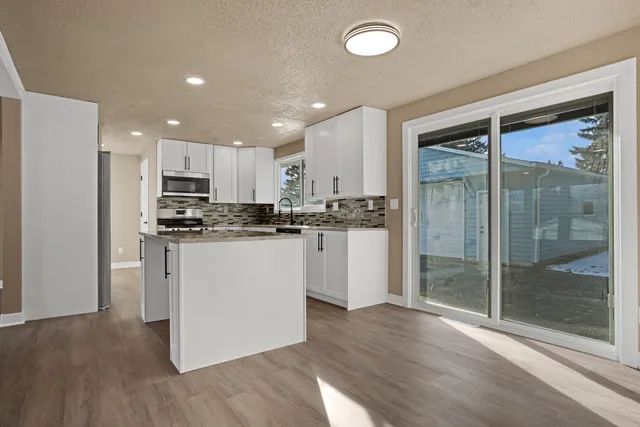 $344,900 | 1143 3rd Street, Lomira, WI 53048