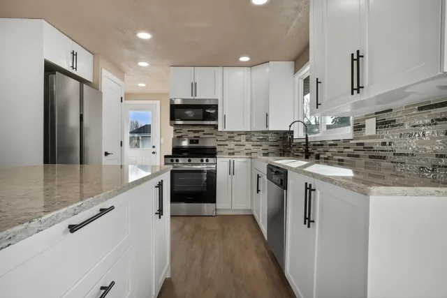 $344,900 | 1143 3rd Street, Lomira, WI 53048