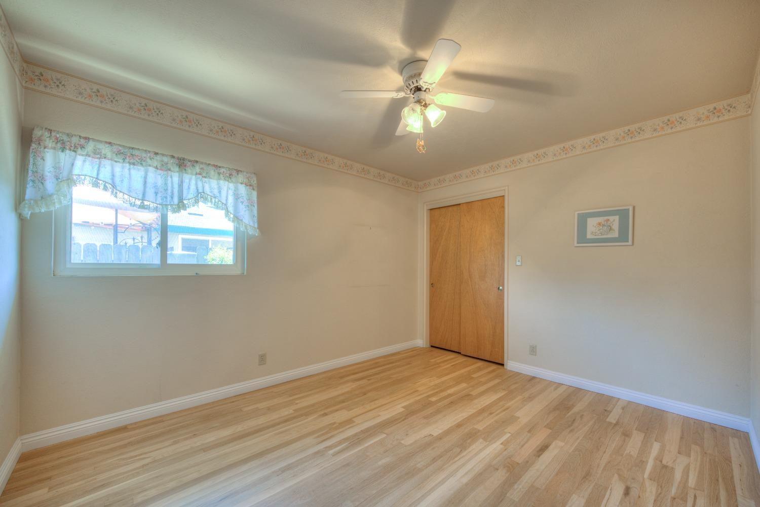 2516 Webster Street Sanger, CA 93657 - Photo 16 of 28