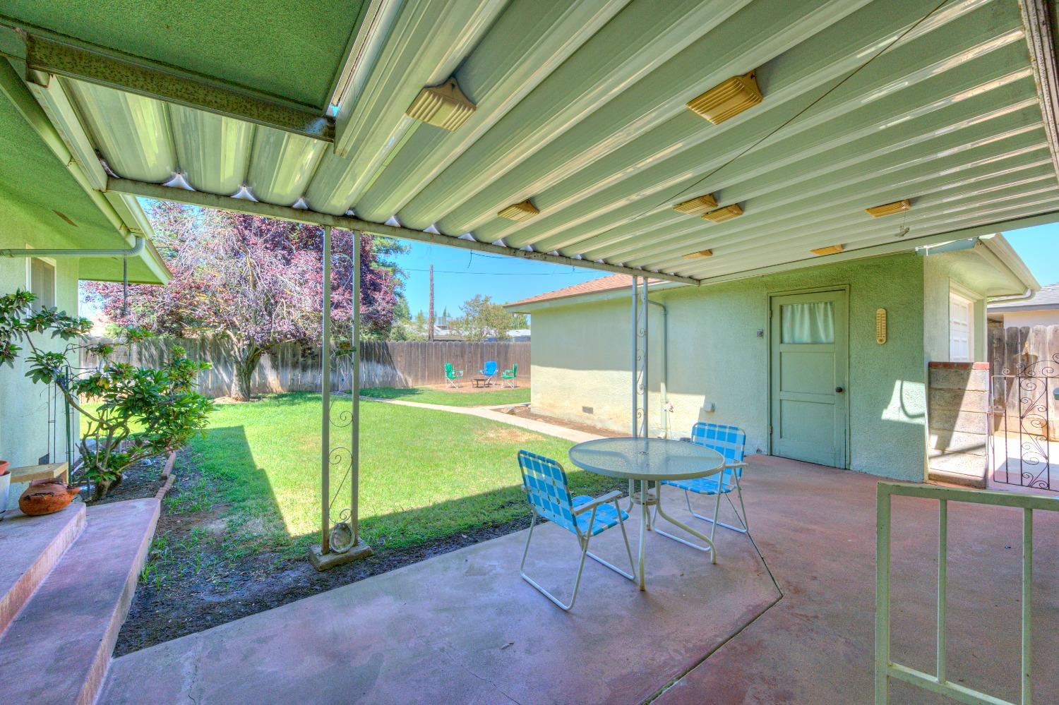 2516 Webster Street Sanger, CA 93657 - Photo 21 of 28