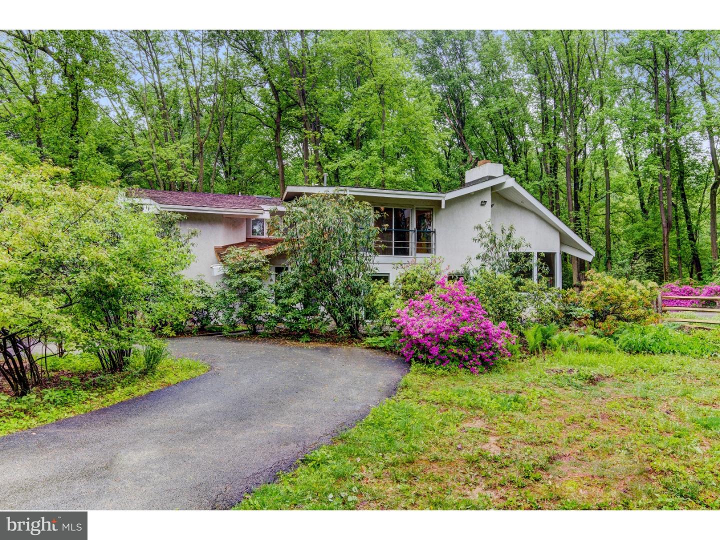 575 Country Club Road Phoenixville, PA 19460 - Photo 1 of 25 Gallery Image 1