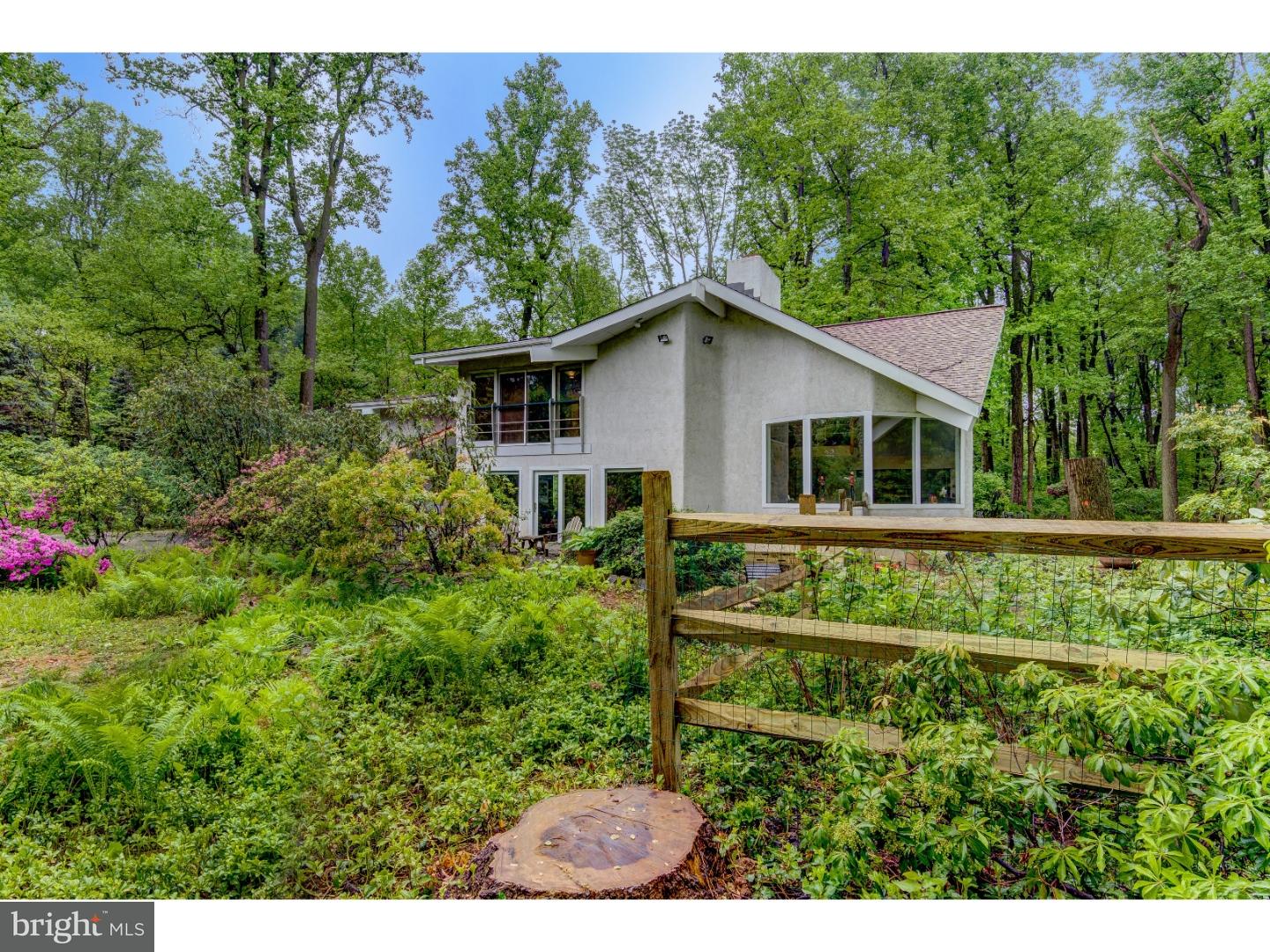 575 Country Club Road Phoenixville, PA 19460 - Photo 2 of 25 Gallery Image 2