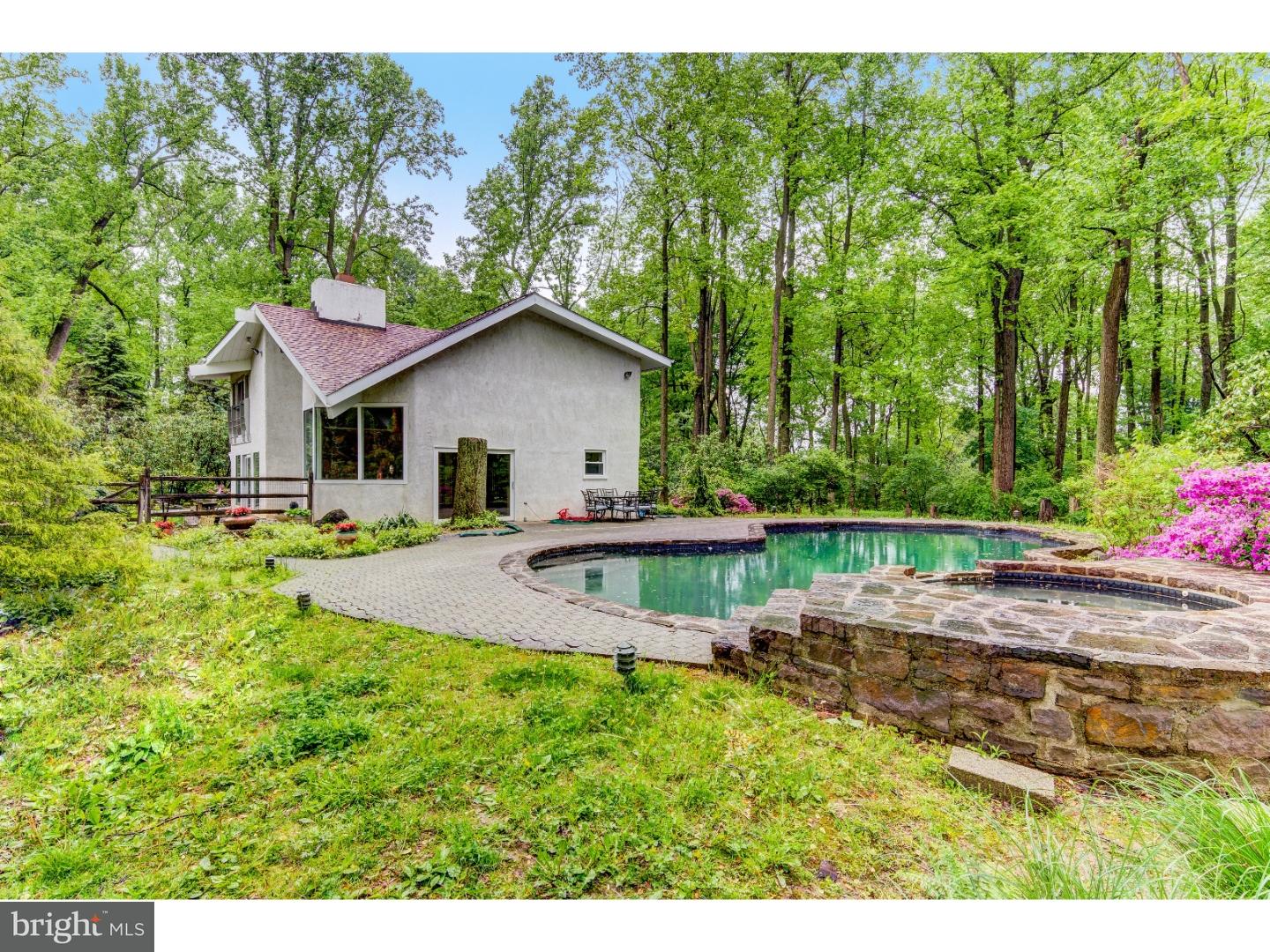 575 Country Club Road Phoenixville, PA 19460 - Photo 3 of 25 Gallery Image 3