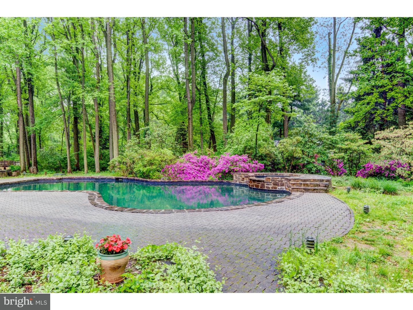 575 Country Club Road Phoenixville, PA 19460 - Photo 4 of 25 Gallery Image 4