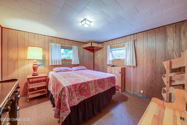 $159,900 | 968 West Mountain Road, Corinth, NY 12822