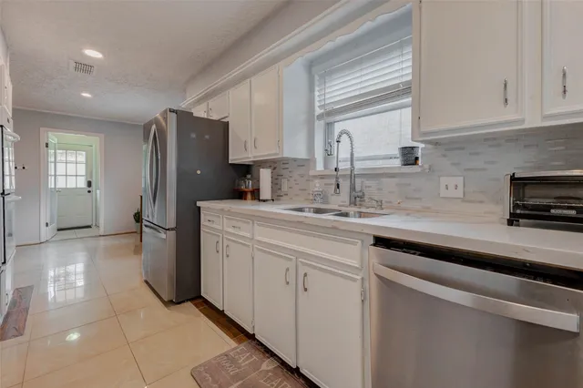 $295,000 | 903 Park Meadow Drive, Katy, TX 77450