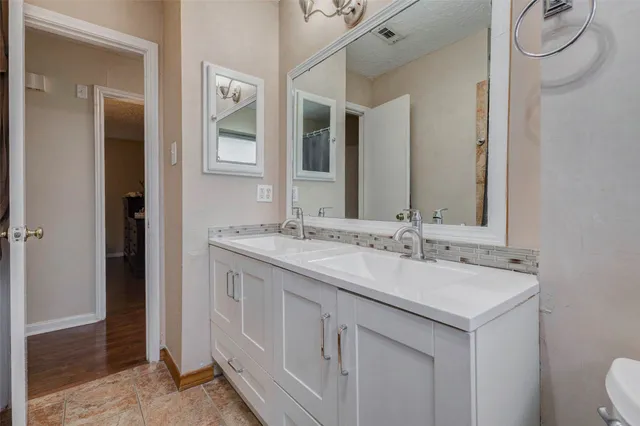 $295,000 | 903 Park Meadow Drive, Katy, TX 77450