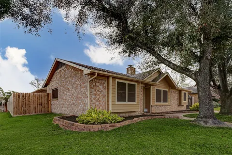 $295,000 | 903 Park Meadow Drive, Katy, TX 77450