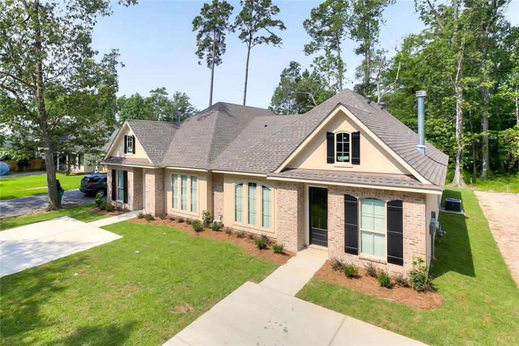 2258 9th Street Mandeville, LA 70471 - Photo 2 of 20