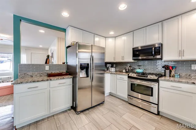 $299,900 | 203 Almentor Avenue, St. Louis, MO 63119