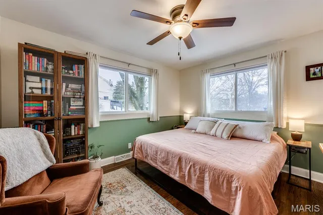 $299,900 | 203 Almentor Avenue, St. Louis, MO 63119