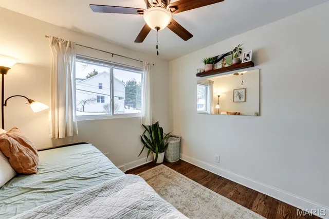 $299,900 | 203 Almentor Avenue, St. Louis, MO 63119