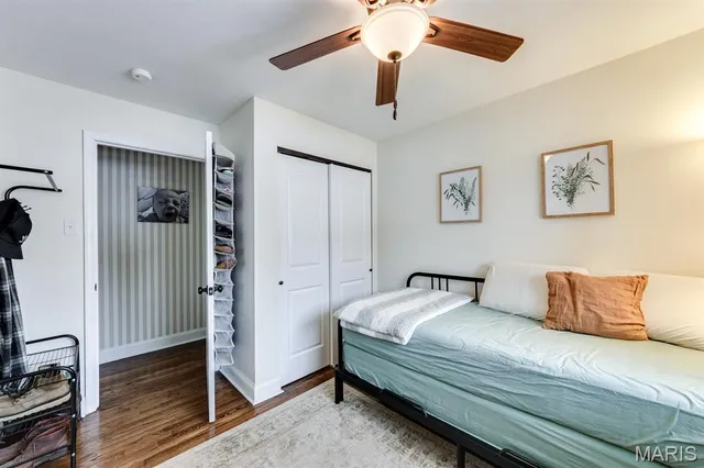 $299,900 | 203 Almentor Avenue, St. Louis, MO 63119