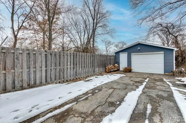 $299,900 | 203 Almentor Avenue, St. Louis, MO 63119