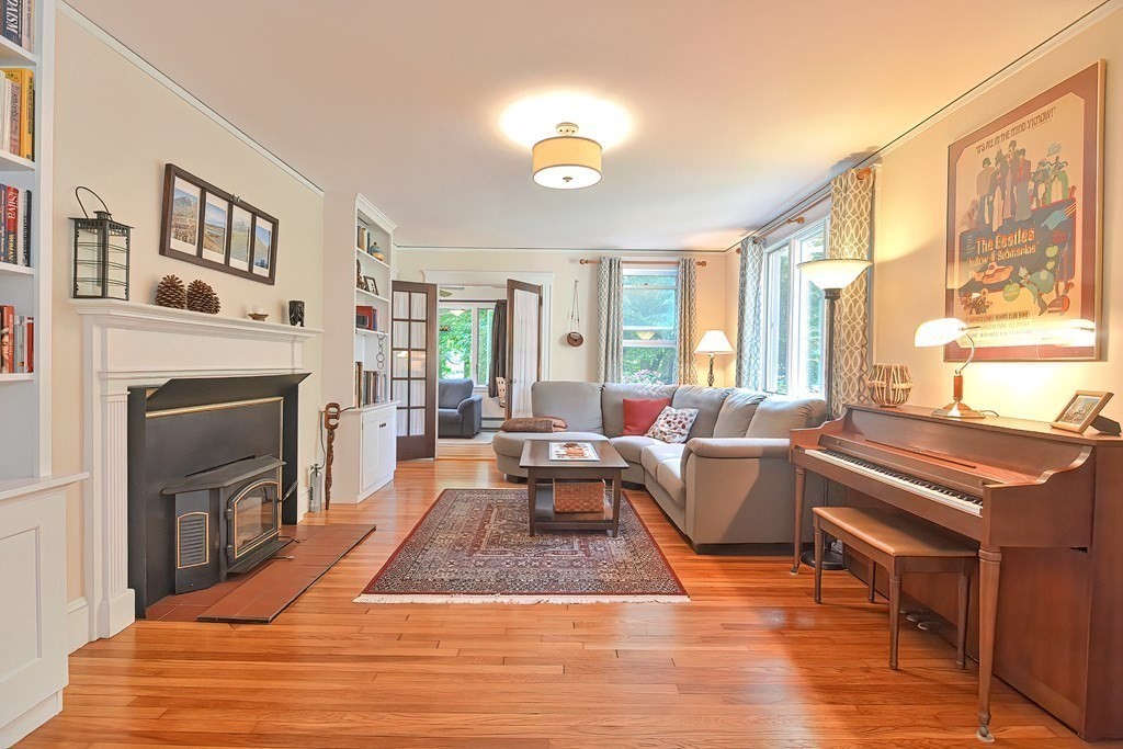 46 Glendale Road Sharon, MA 02067 - Photo 12 of 41 Gallery Image 12