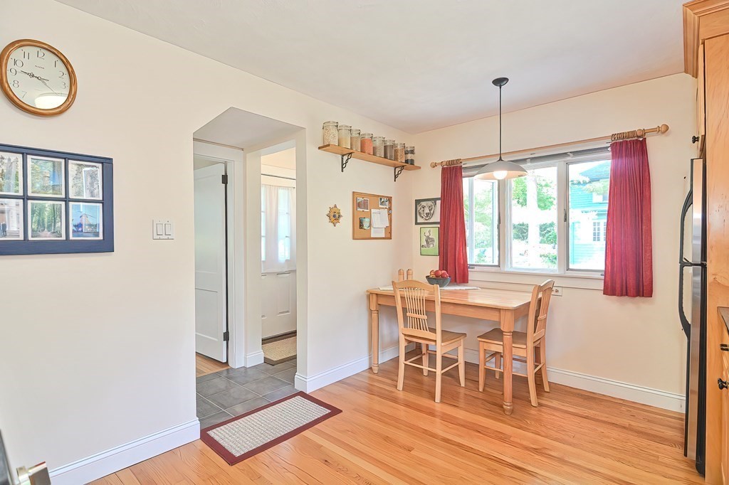 46 Glendale Road Sharon, MA 02067 - Photo 7 of 41 Gallery Image 7