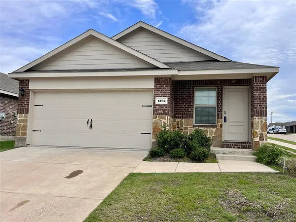 $224,500 | 1302 Draper Lane, Forney, TX 75126