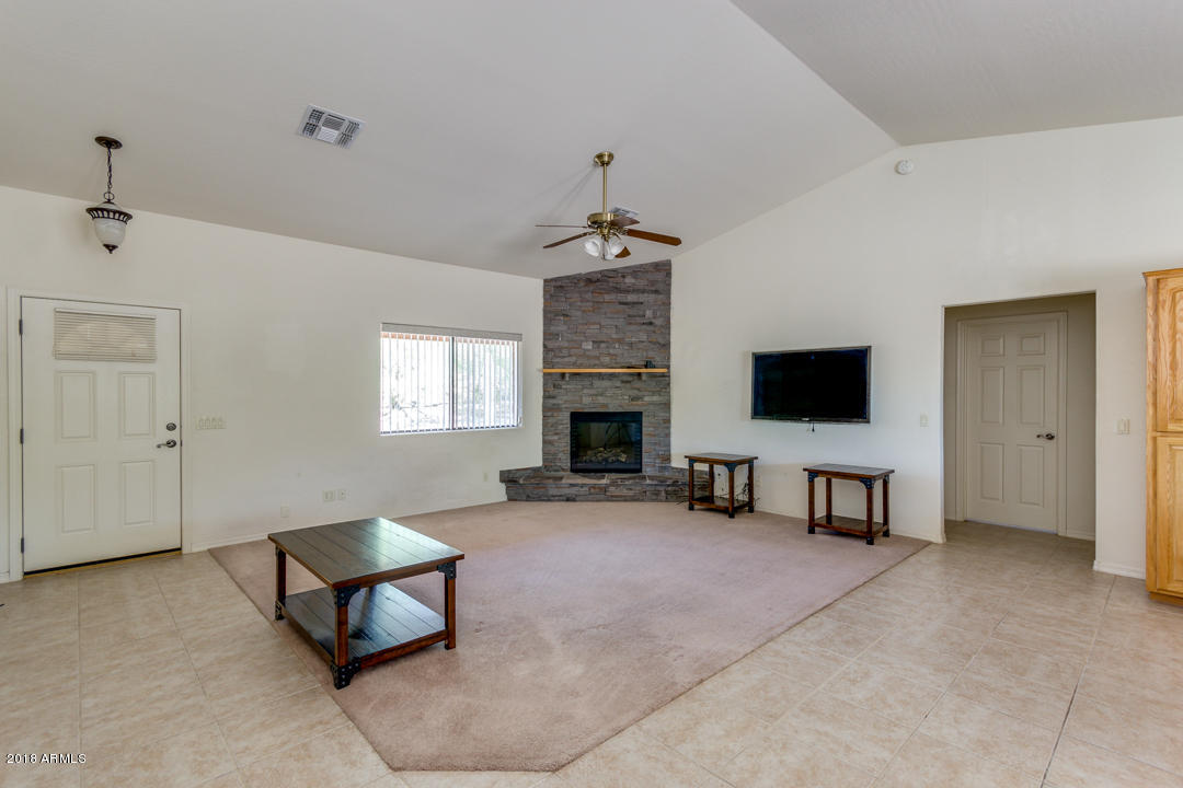 843 South Starr Road Apache Junction, AZ 85119 - Photo 4 of 39 06-Starr