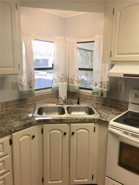 2703 Southwest Toronado Trail Stuart, FL 34997 - Photo 3 of 18 Gallery Image 3