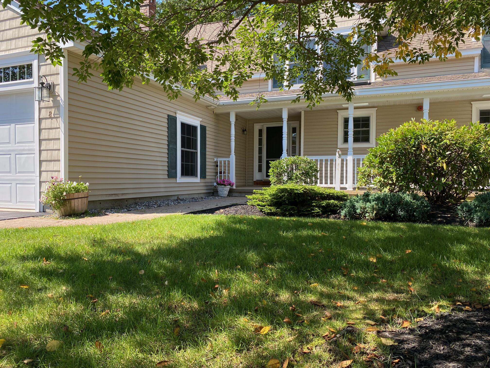 8 Ridgefield Drive, Unit 10 Gorham, ME 04038 - Photo 2 of 47 IMG_7894