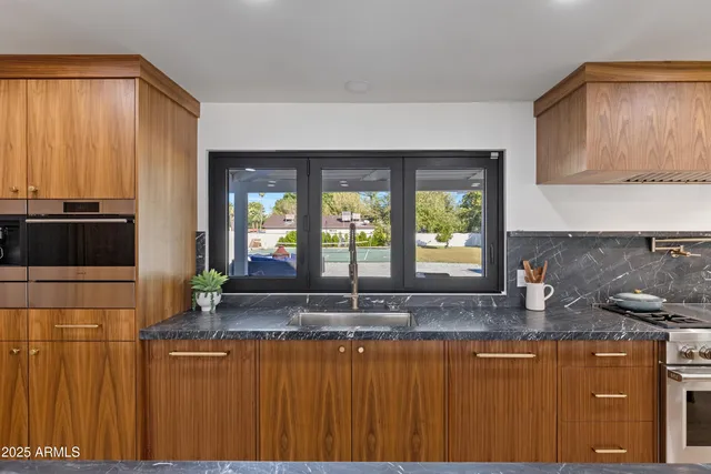 $1,585,000 | 1712 East Fairfield Street, Mesa, AZ 85203