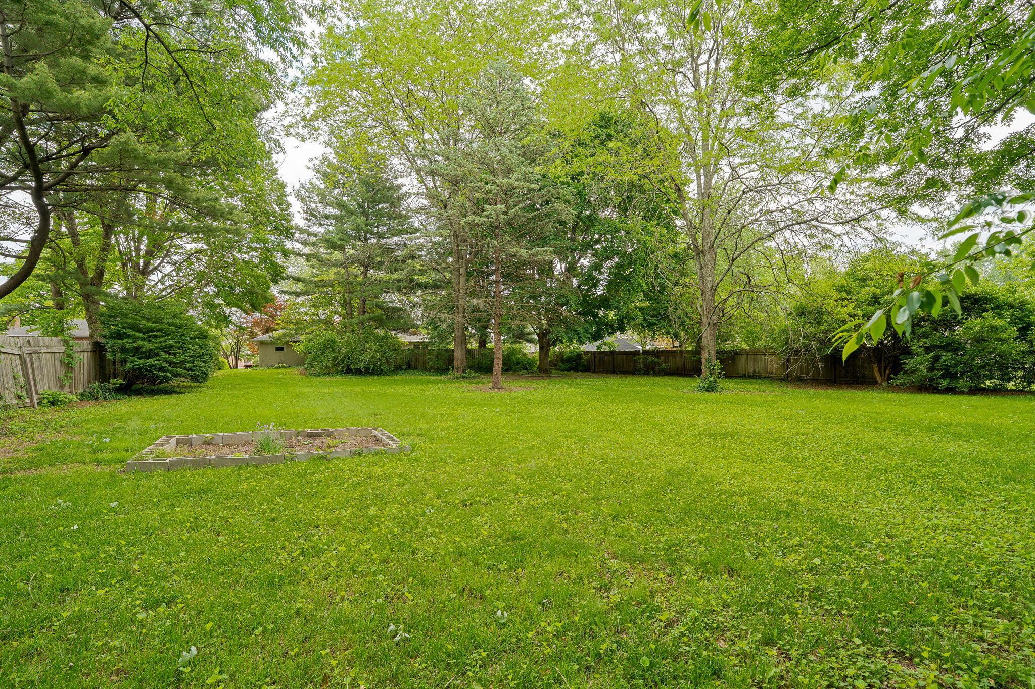 105 Hamilton Road Columbus, OH 43230 - Photo 31 of 35 31-web-or-mls-105 Hamilton Rd - 31