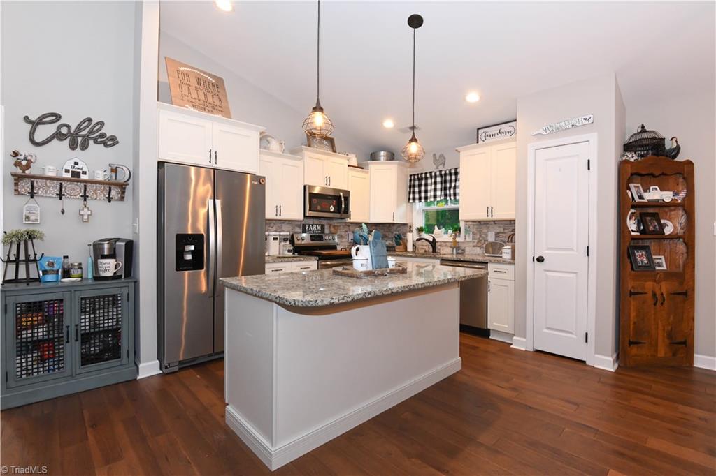 285 Washburn Road Madison, NC 27025 - Photo 12 of 24