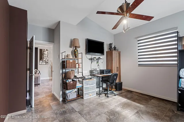 $1,599,999 | 386 Page Avenue | Tottenville