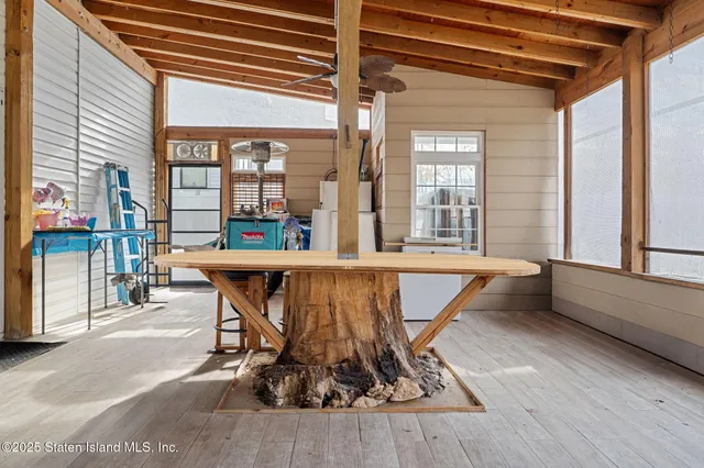 $1,599,999 | 386 Page Avenue | Tottenville