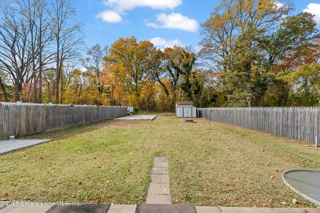 $1,599,999 | 386 Page Avenue | Tottenville