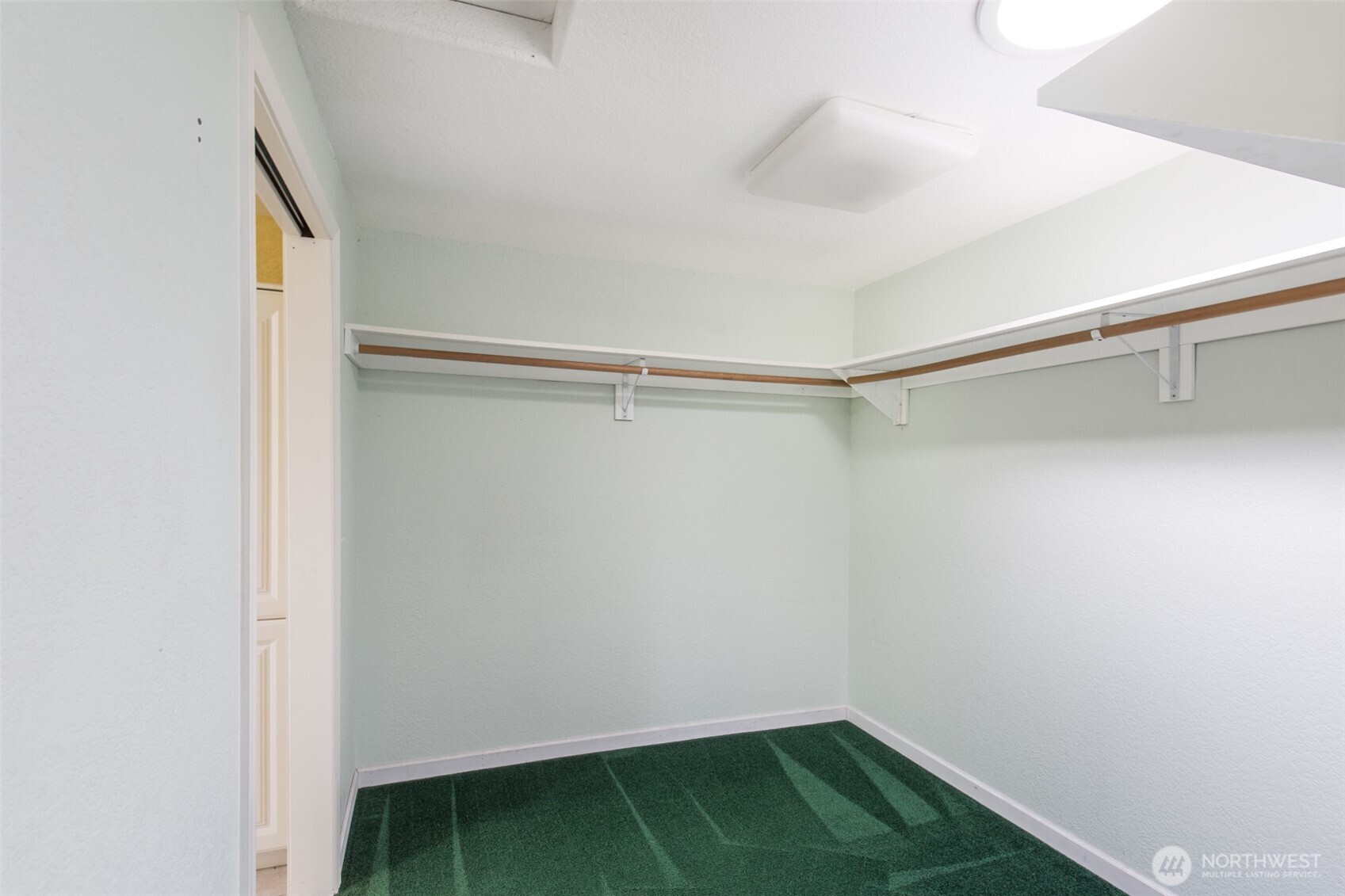 123 Forest Ridge Drive Sequim, WA 98382 - Photo 24 of 32 a small space with a hardwood floor