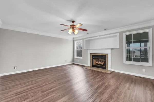 $460,000 | 2552 Hattington Drive, Clarksville, TN 37042