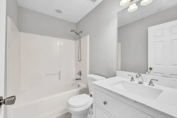 $460,000 | 2552 Hattington Drive, Clarksville, TN 37042