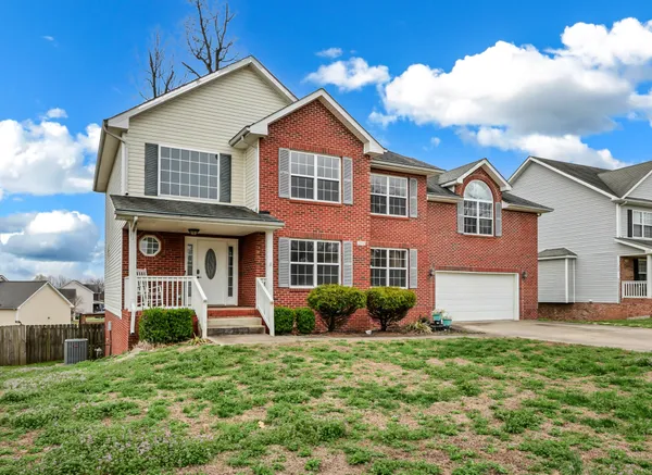 $460,000 | 2552 Hattington Drive, Clarksville, TN 37042