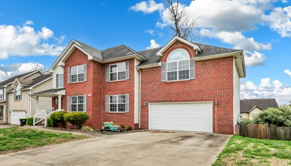 $460,000 | 2552 Hattington Drive, Clarksville, TN 37042