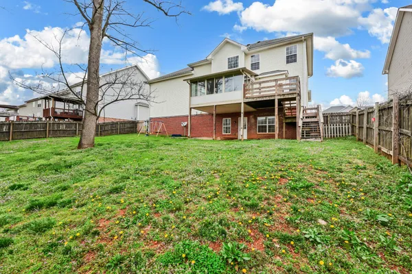 $460,000 | 2552 Hattington Drive, Clarksville, TN 37042