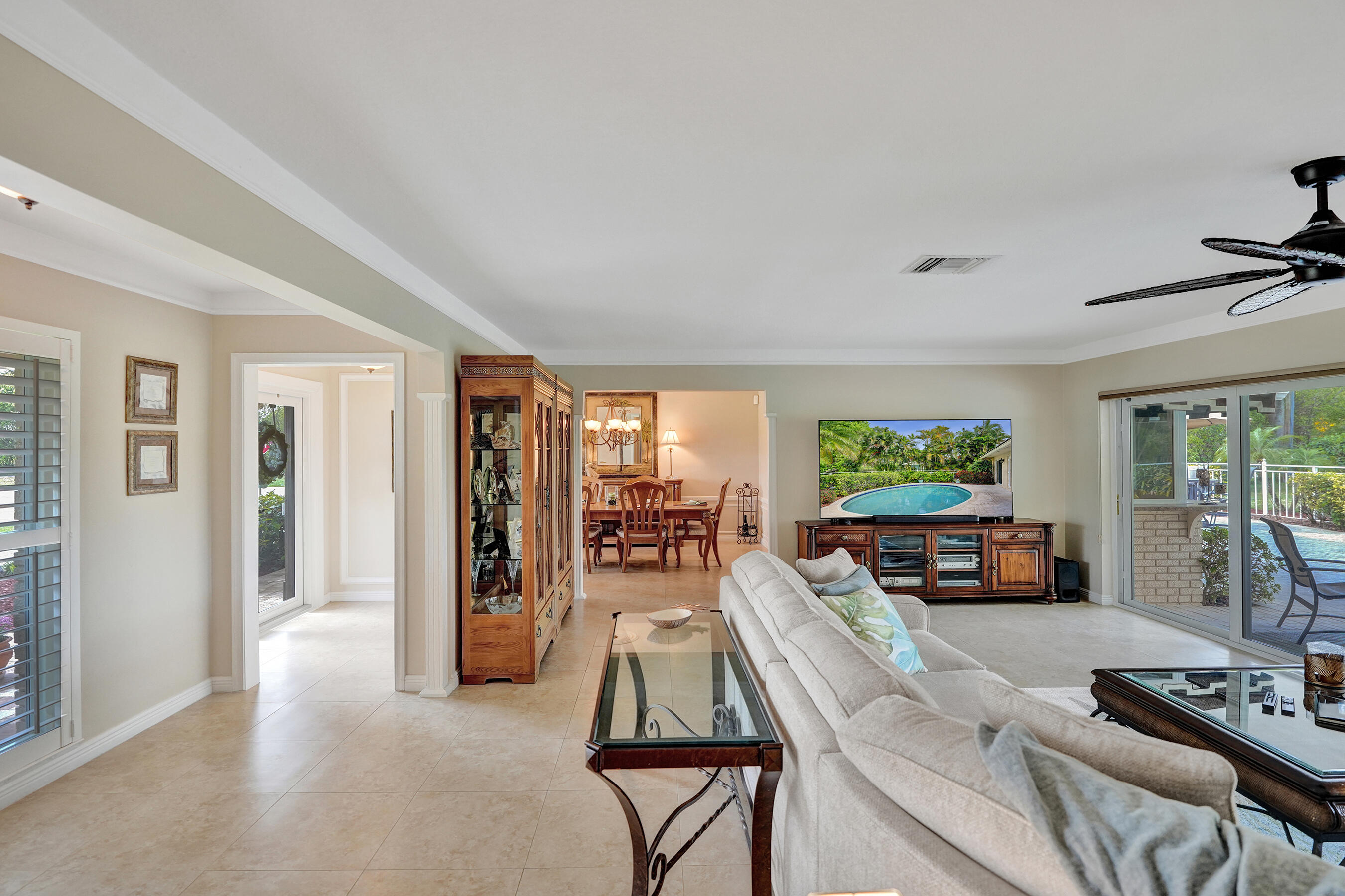 22161 West Soliel Circle Boca Raton, FL 33433 - Photo 7 of 47 Living Area