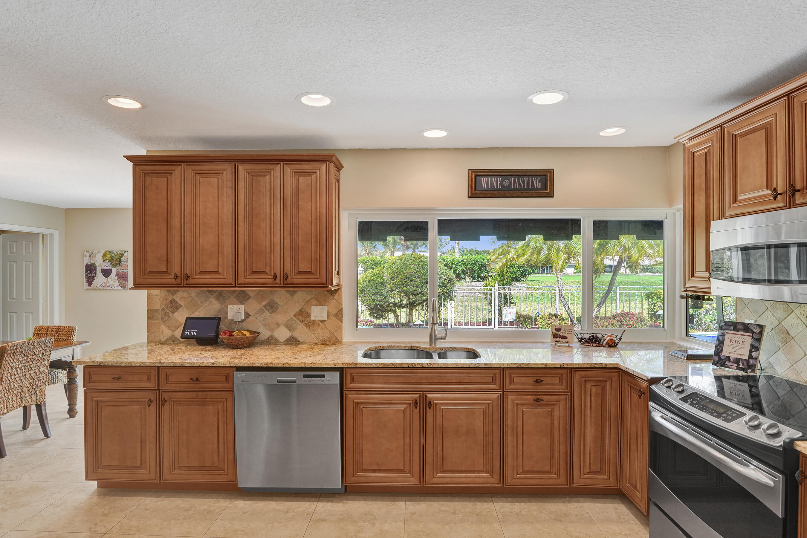 22161 West Soliel Circle Boca Raton, FL 33433 - Photo 10 of 47 Kitchen View